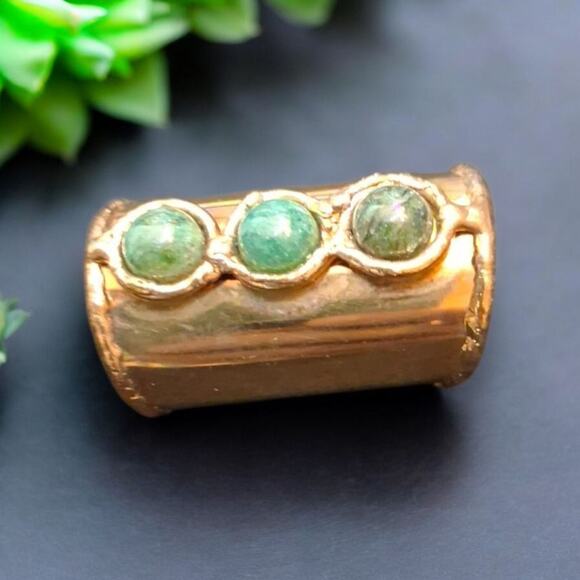 From St Xavier Kate Ring Rose Gold Tone/Green Gem Stone Carbochon NWT RE3386U - Picture 3 of 9